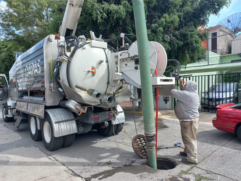 Desazolve en 43 colonias y 18 barrancas de Naucalpan