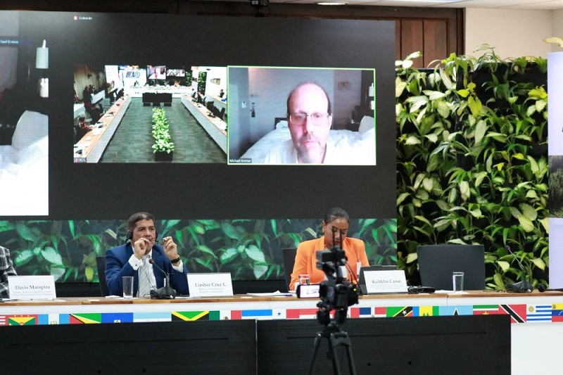 Digitalizar la agricultura es el camino para que zonas rurales salgan de la pobreza, afirma Nobel Michael Kremer en Cumbre de Ministros África-América