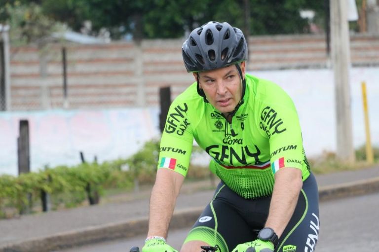 Alejandro Murat participa en inauguración de la carrera ciclista “Ford GFNY Oaxaca 2022”