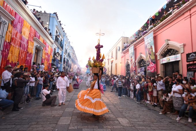 Guelaguetza 2022 deja más de mil mdp en derrama económica en Oaxaca