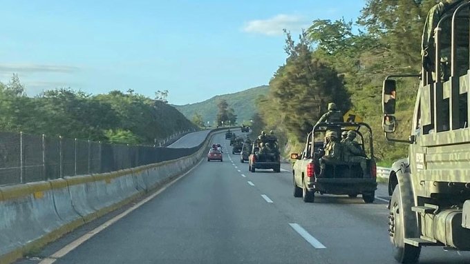 Llegan más militares a Acapulco para reforzar la seguridad