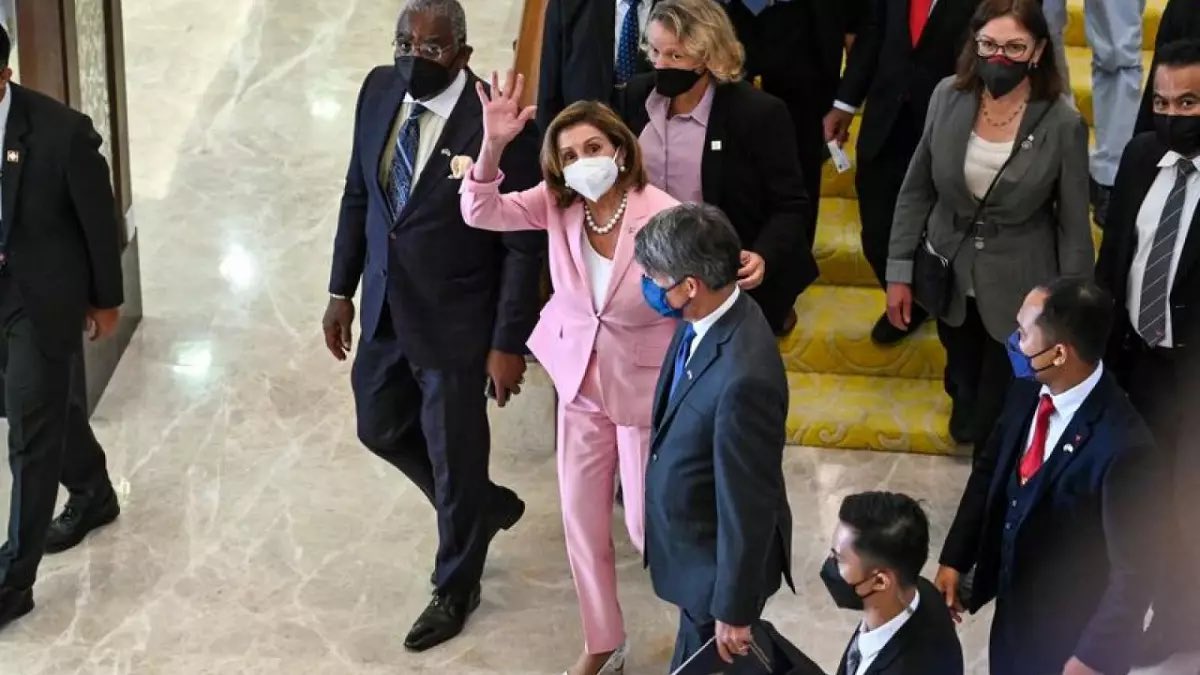 Nancy Pelosi llega a Taiwán a pesar de las advertencias de China