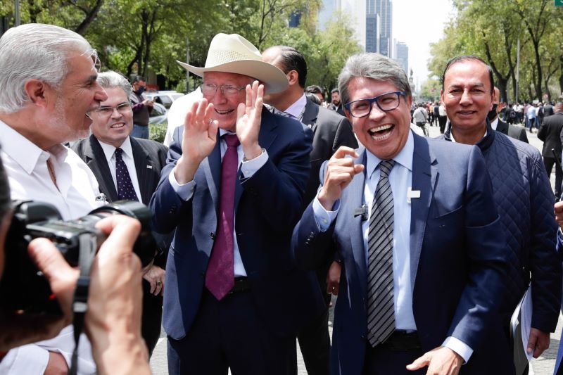 Senadoras y senadores analizan con embajador de EU, Ken Salazar, temas de interés común