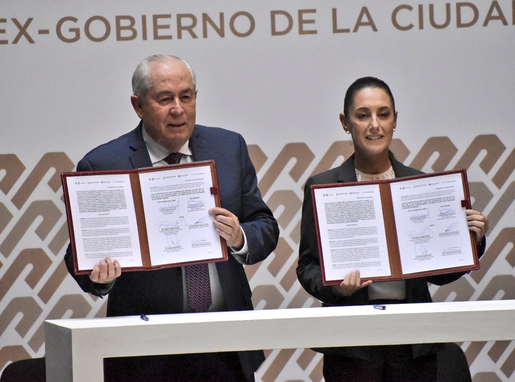 CDMX y segalmex firman convenio para instalar 165 lecherías de Liconsa