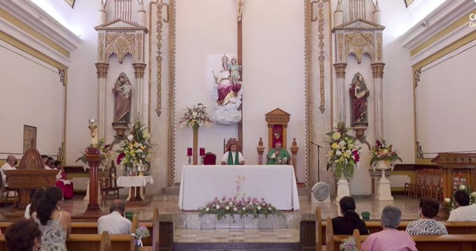 Comando irrumpe boda y ‘levanta’ a pareja en Iglesia de La Paz, BCS, denuncia obispo