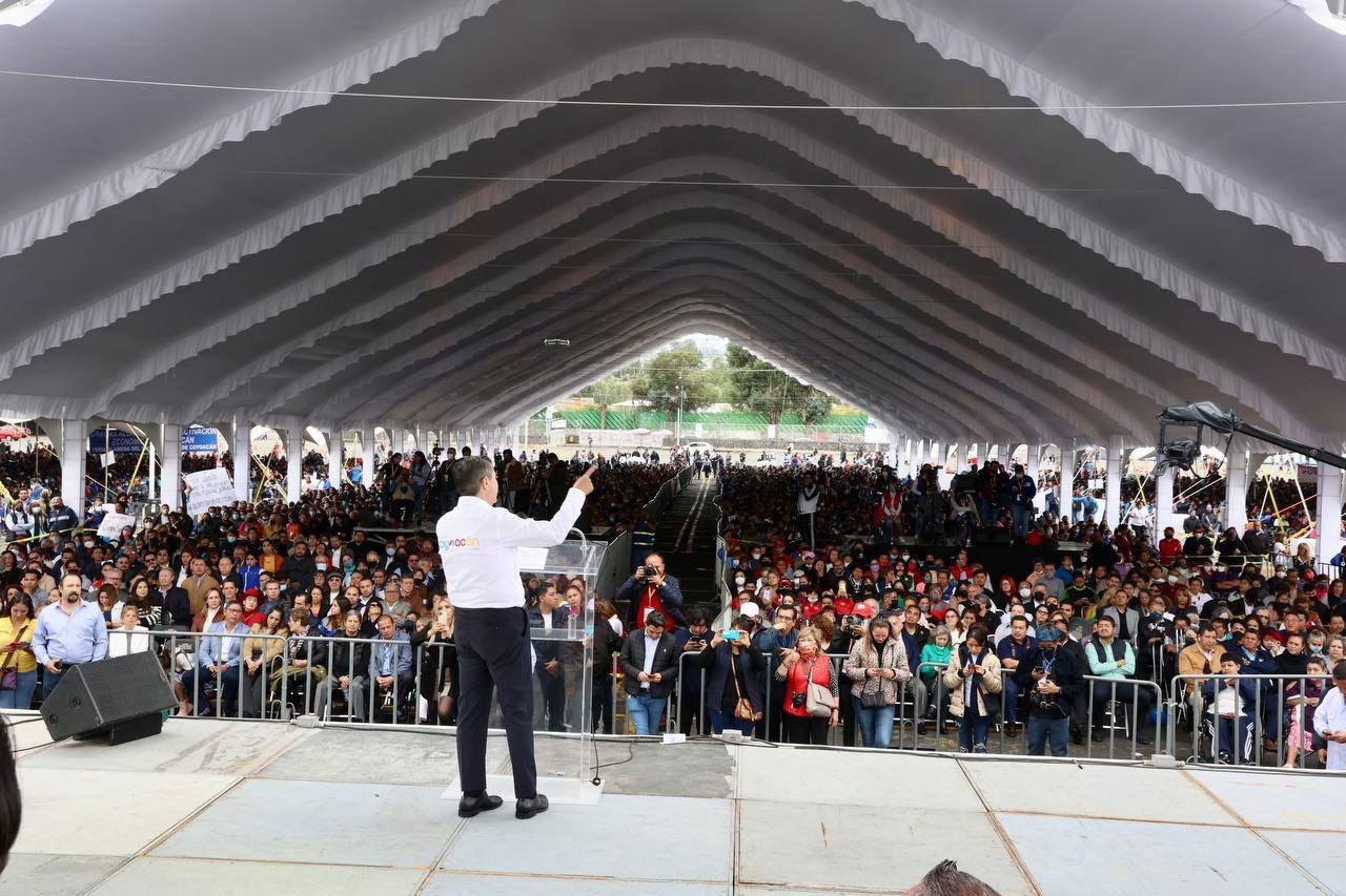 Giovani Gutiérrez rinde su primer informe de gobierno