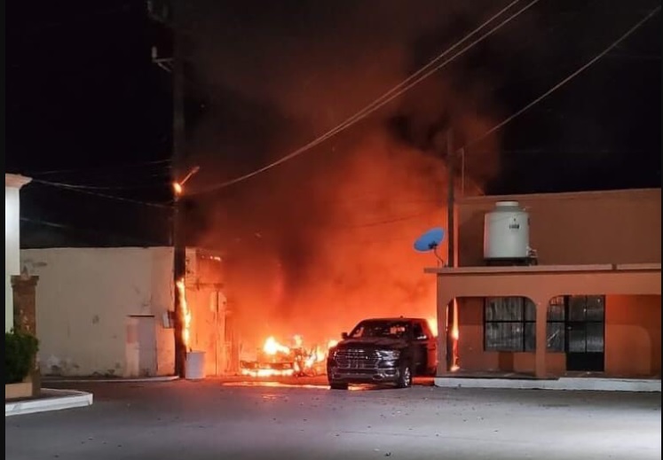 Jornada violenta en Sonora deja varios muertos y autos incendiados