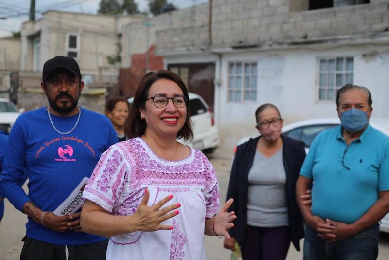 Va Azucena Cisneros por captación de agua en escuelas de Ecatepec