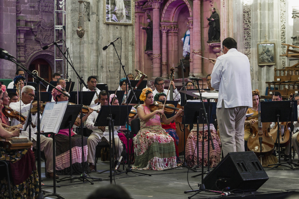 Orquesta Típica de la CDMX musicalizará la cinta “La Mirada en la Historia”