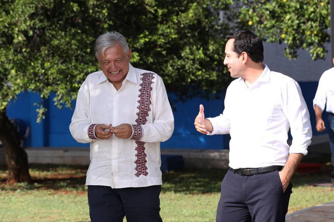 AMLO y Mauricio Vila revisan avance de proyectos en Yucatán