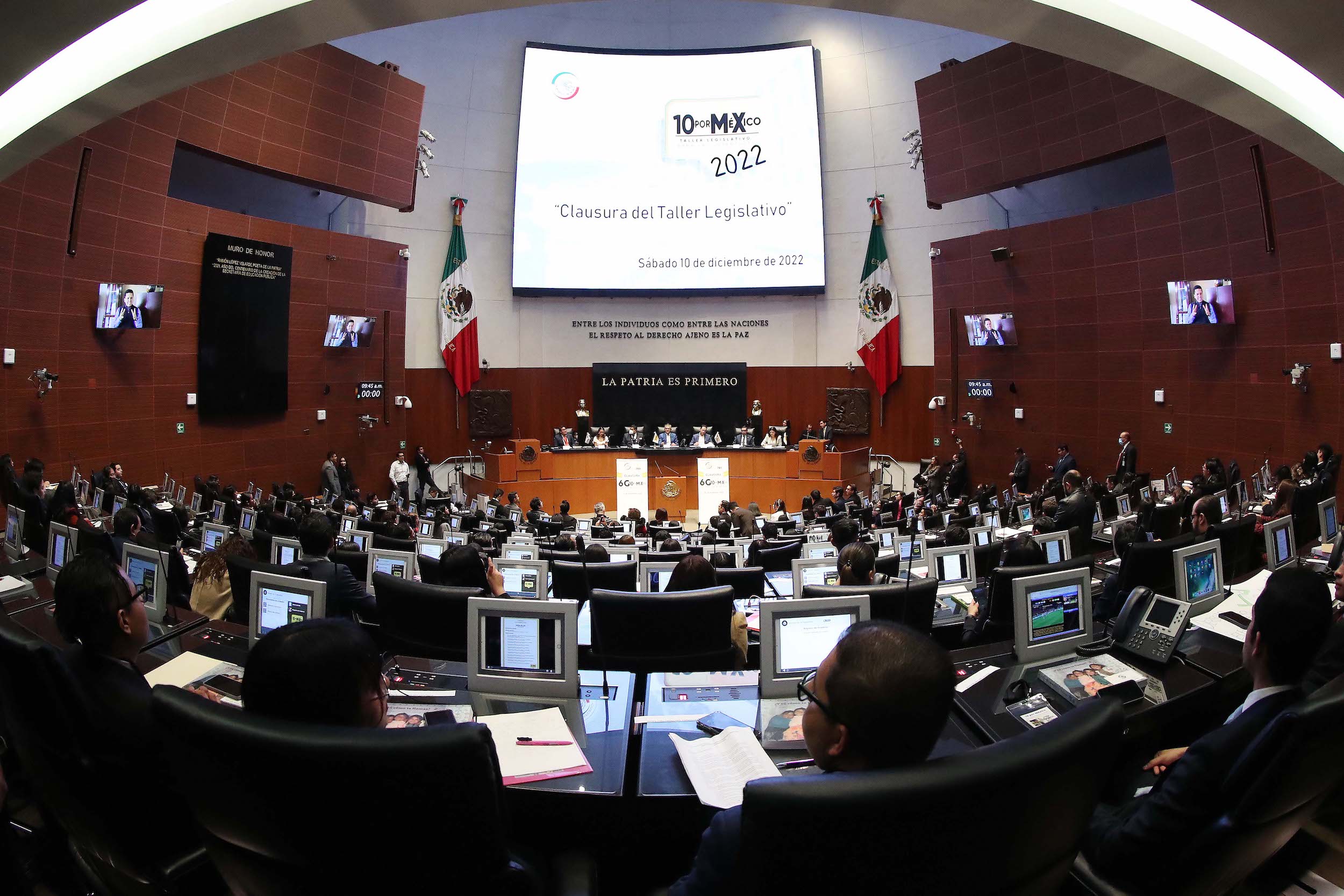 Clausuran en el Senado trabajos de la Sexta Generación del Taller Legislativo “10 por México”