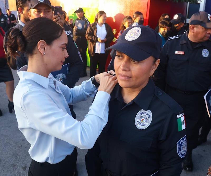 En Cancún reforzamos la profesionalización de elementos policiacos: Ana Patricia Peralta