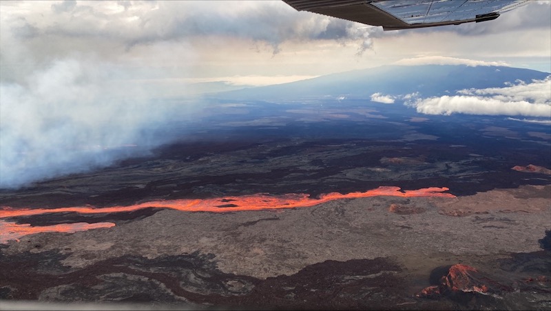 Mauna Loa, el volcán más grande de Hawaii, entra en erupción después de décadas de silencio