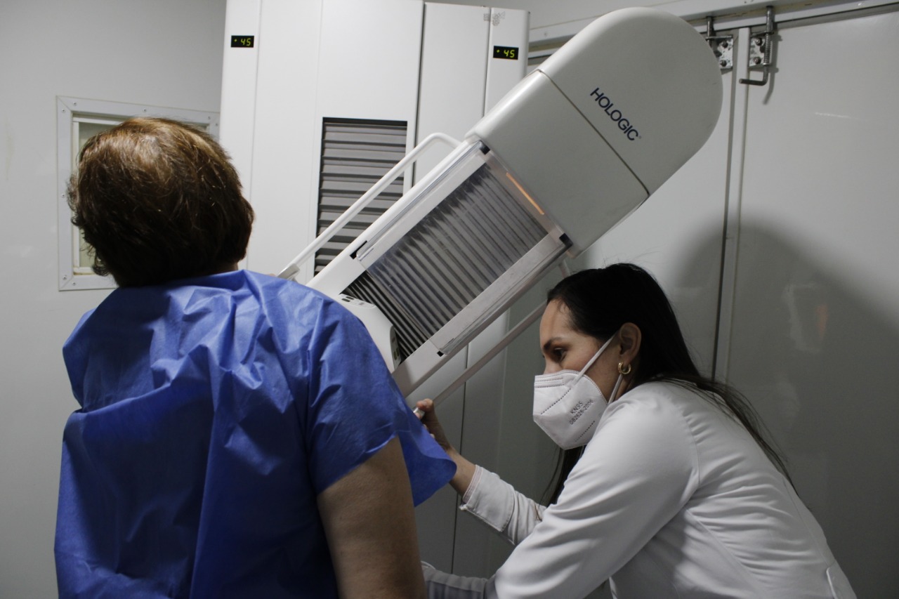 Se realizan más de 48 mil mastografías gratuitas para detectar cáncer de mama en CDMX