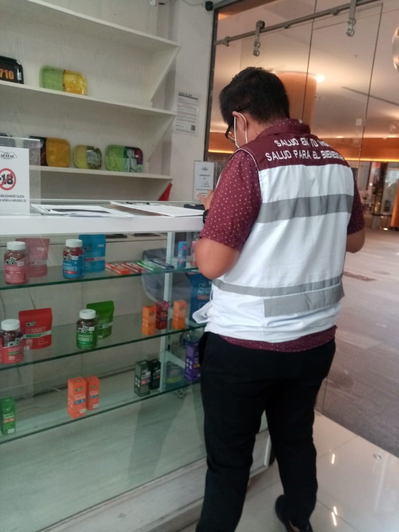 AGEPSA realiza visitas de verificación para detectar ventas de vapeadores y cigarros electrónicos