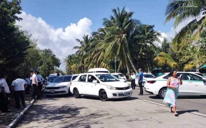 Ayuntamiento interpone denuncias contra taxistas por bloqueos en Cancún