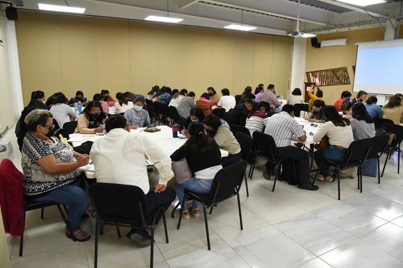 Docentes y directivos de Campeche reanudarán actividades con el Taller Intensivo de Formación Continua
