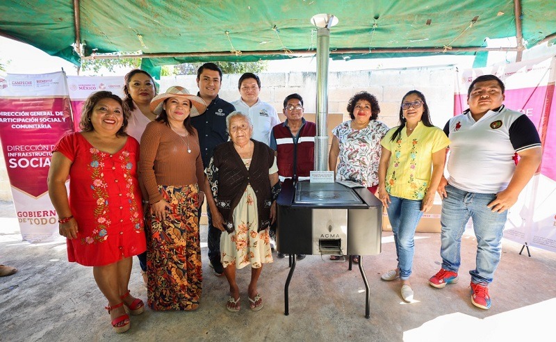 Bienestar entregó 150 estufas ecológicas a familias de comunidades indígenas y rurales de Campeche