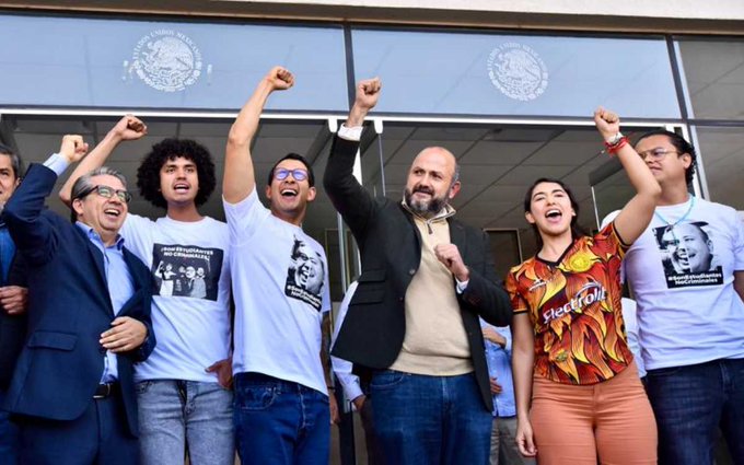 Liberan a estudiantes de la UdeG detenidos por defender un parque