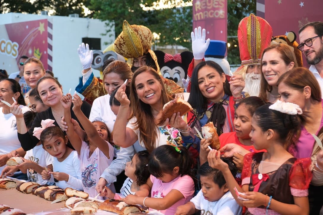 Mara Lezama celebra el Día de Reyes con niñas y niños de Chetumal