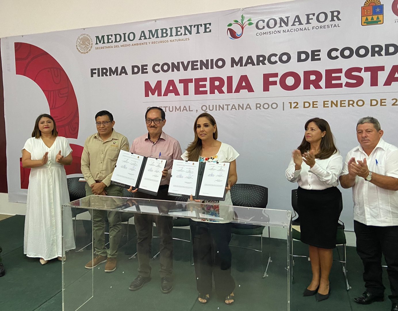 Mara Lezama y Conafor firman convenio para la conservación de la riqueza forestal de QRoo
