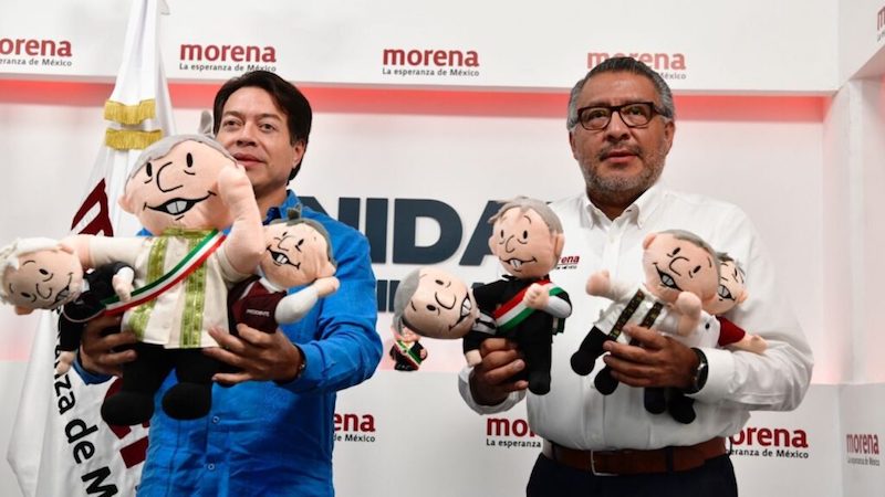 Pide Morena a sus simpatizantes hacer campaña con los muñecos de AMLO