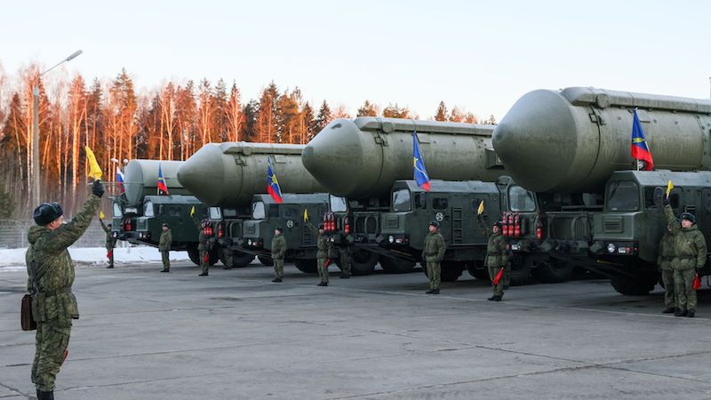 Rusia transfiere armas nucleares a Bielorrusia