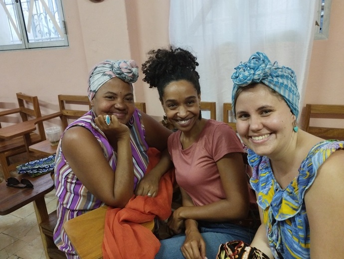 Cuba: Nudos, trenzados y colores para luchar contra el racismo