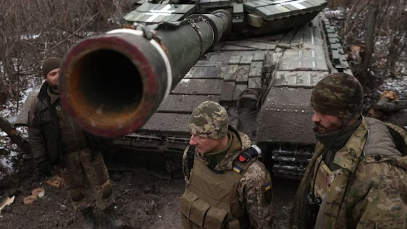 Alemania autoriza a Polonia el envío de tanques Leopard a Ucrania