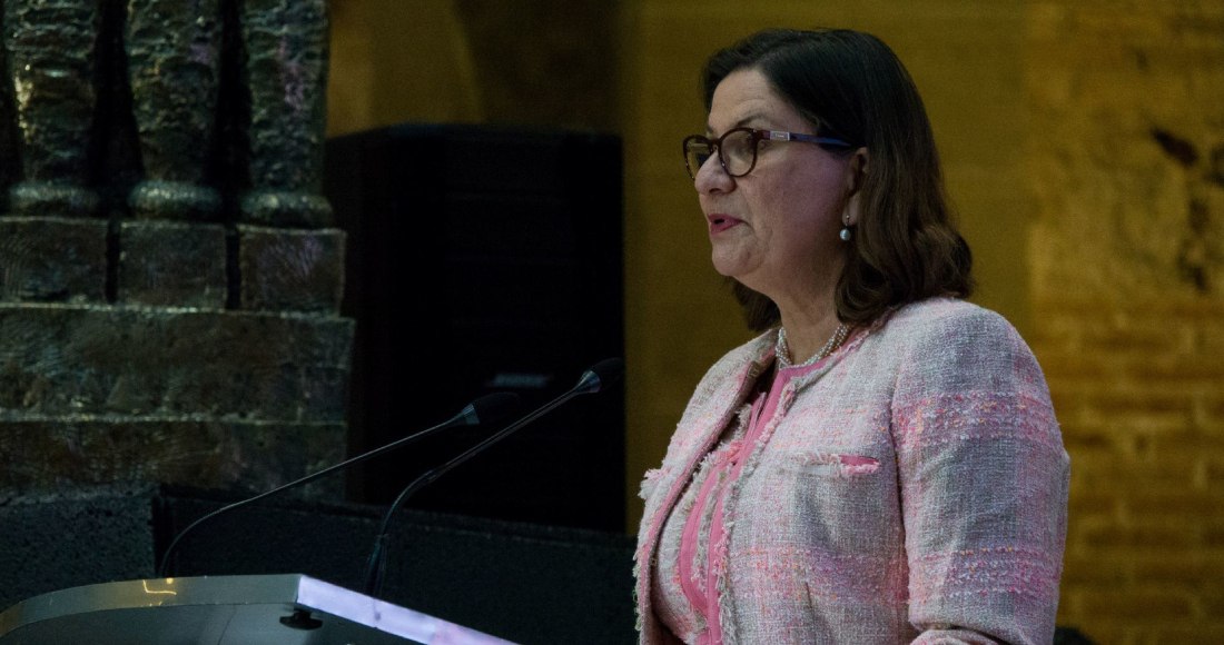 AMLO acusa a Martha Bárcena de pertenecer al 'bloque conservador'