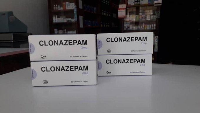 Alumnos de secundaria en SLP se intoxican por reto viral con Clonazepam