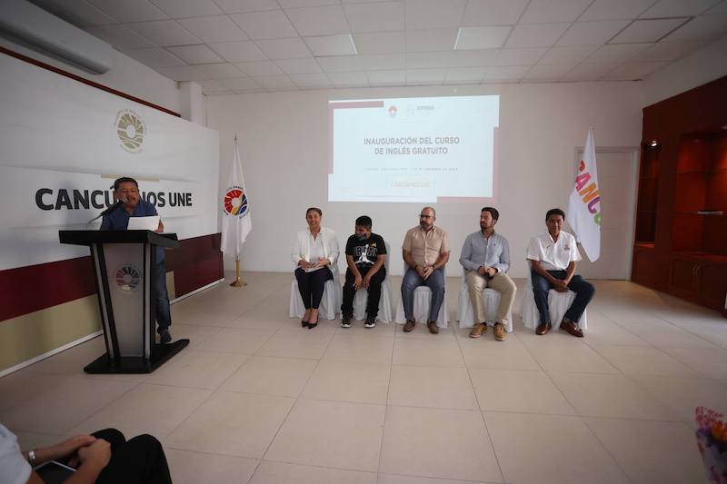 Refuerza gobierno de Benito Juárez la educación en jóvenes cancunenses