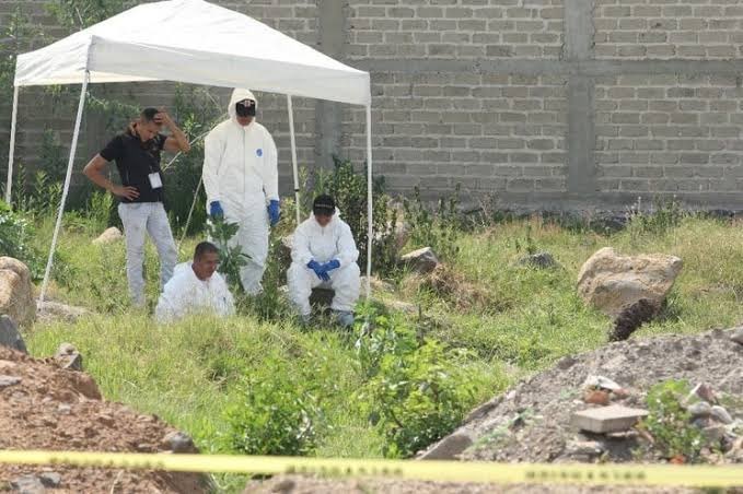 Suman 31 cuerpos encontrados en fosas de Tlajomulco de Zúñiga
