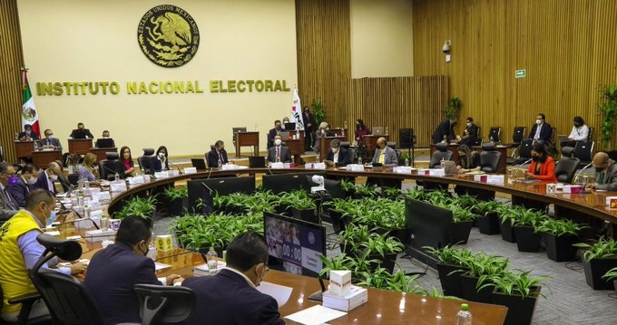 TEPJF ordena que una mujer sea la presidenta del INE