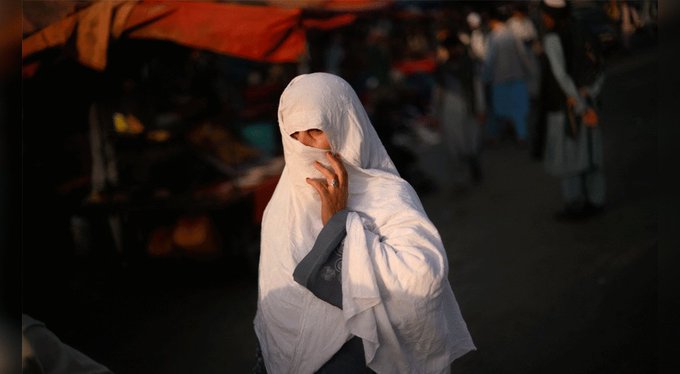Afganistán, el “país más represivo” para las mujeres en el mundo: ONU