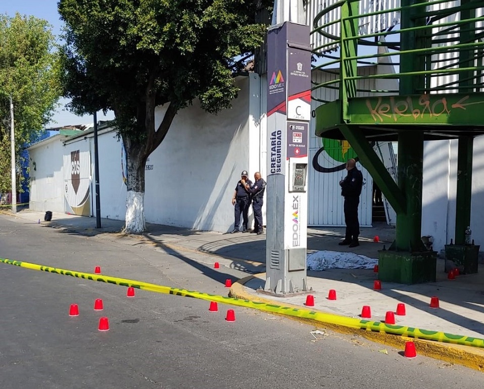 Balacera en Tlalnepantla deja un muerto y tres detenidos