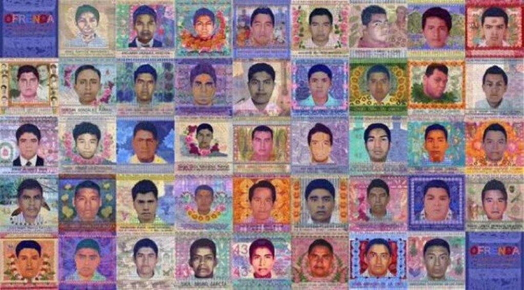 Detienen a 9 policías ligados a desaparición de los 43 normalistas de Ayotzinapa