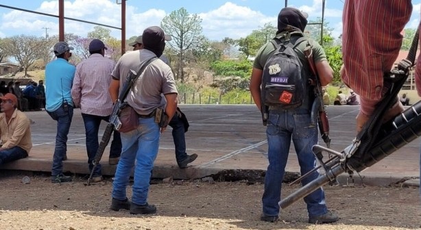 En Guerrero, 38 pueblos conforman autodefensas contra la Familia Michoacana