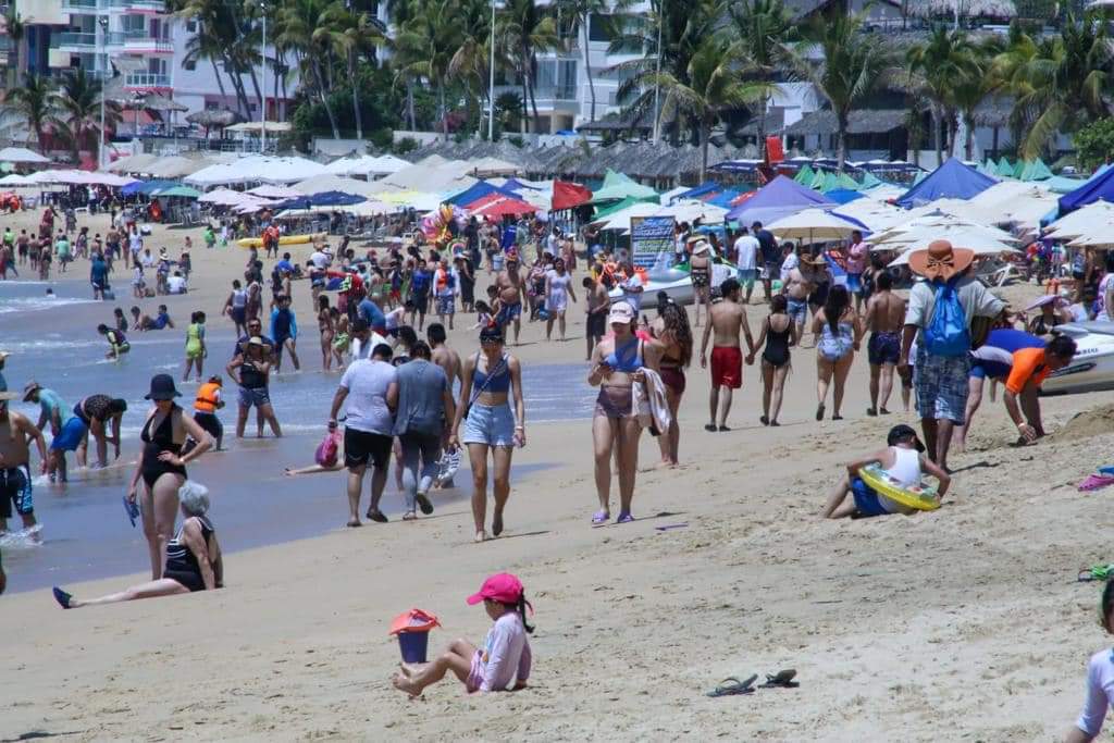 Recibe Guerrero a miles de turistas durante el segundo fin de semana largo del año