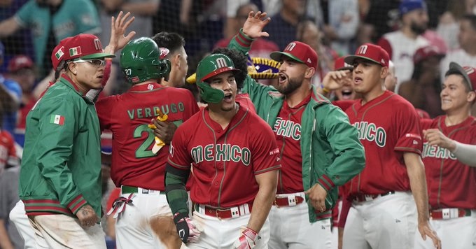 México cae ante Japón en la semifinal del Clásico Mundial de Beisbol
