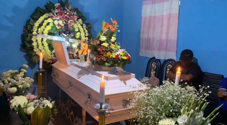 Sepultan a Norma Lizbeth, murió tras pelear con su compañera de secundaria