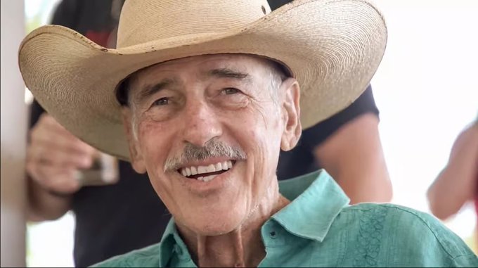 Andrés García, legendario galán del cine mexicano, fallece a los 81 años