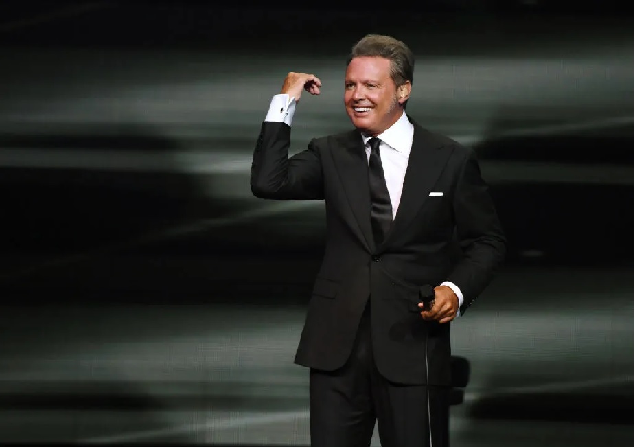 Luis Miguel revela las primeras fechas de su próximo tour