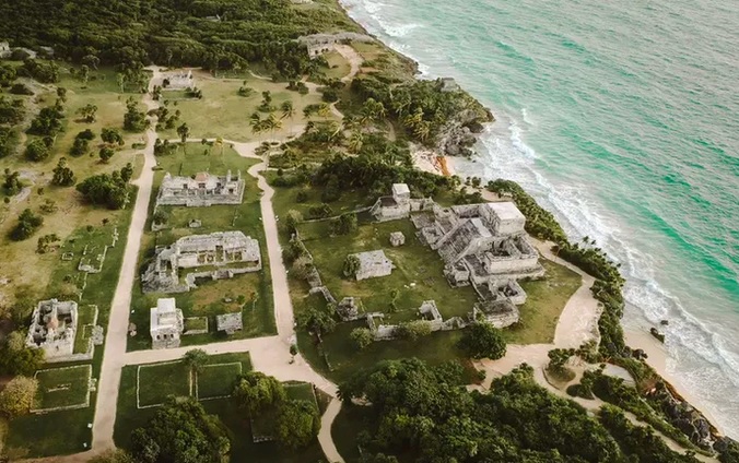 Anuncian el cierre temporal de la Zona Arqueológica de Tulum