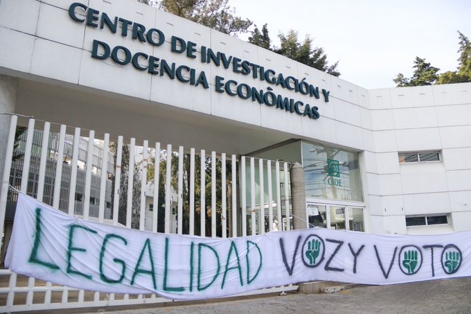 CIDE y facultades de UNAM se van a paro contra Ley de Ciencia