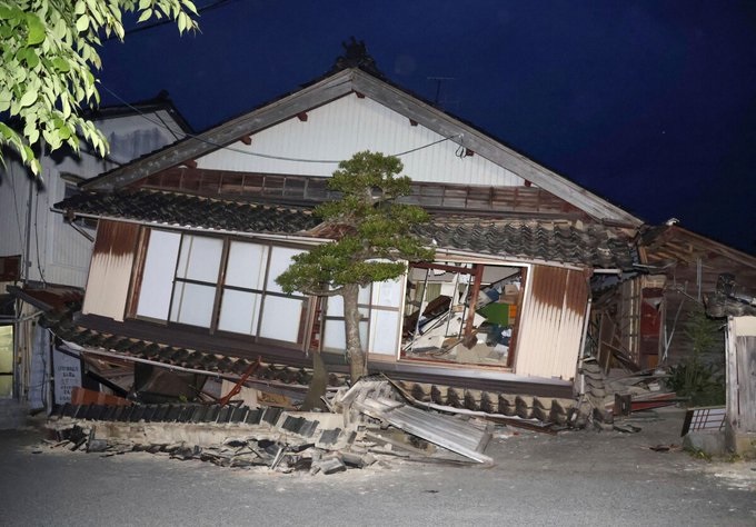 Fuerte sismo sacude Japón; reportan al menos un muerto