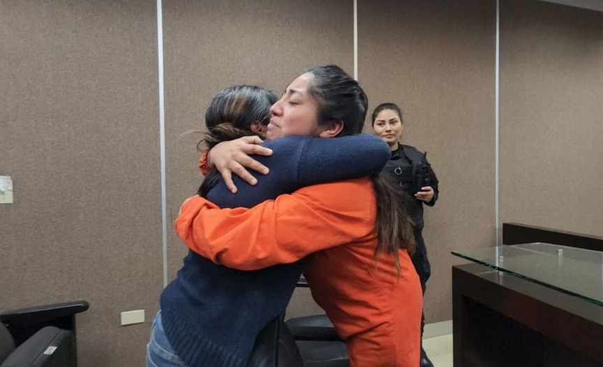 Tribunal revoca sentencia contra Alina Mariel, mujer policía que mató a su agresor en Tijuana