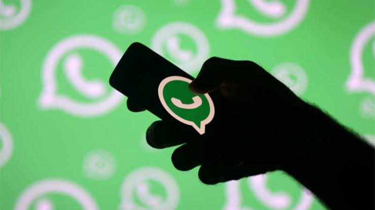 WhatsApp integrará resúmenes con IA para los chats