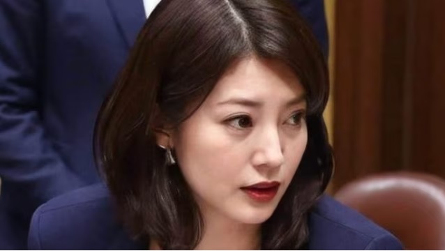 Falsa ministra de salud japonesa creada con inteligencia artificial genera revuelo en redes sociales