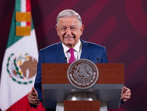 Salario mínimo en México aumentará a 249 pesos para 2024: AMLO